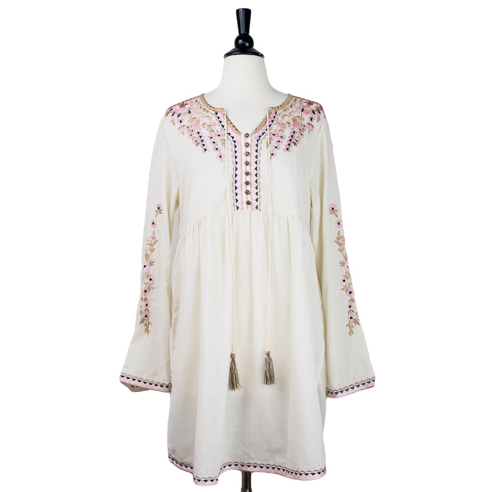 ARATTA Valentina Embroidered Lighteight Tunic Top in Cream, long Sleeve